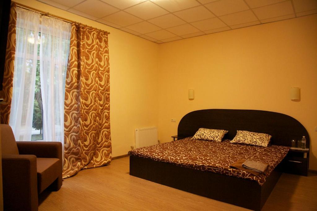 West Hotell Charkiv Rum bild